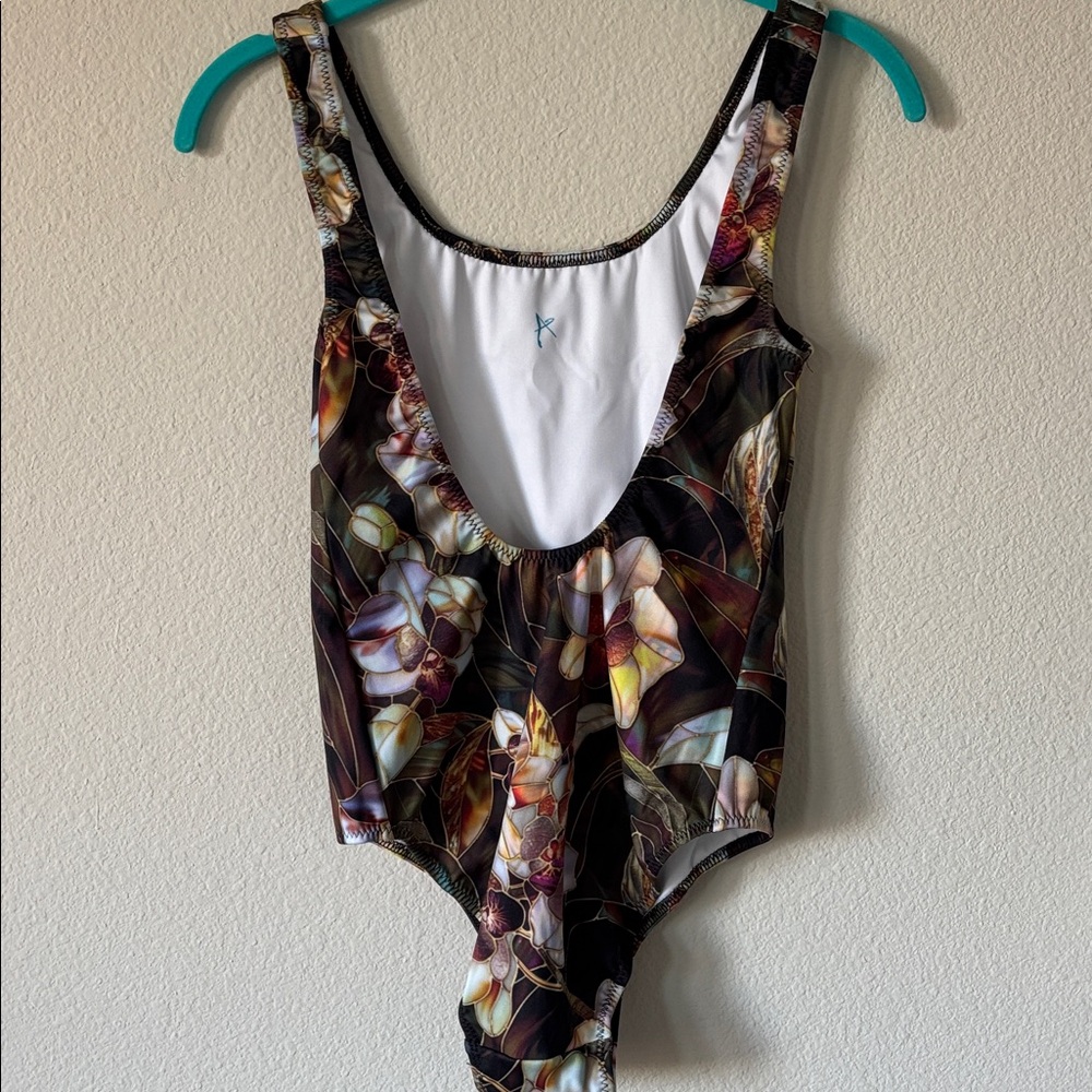 Aurora Leotard Medium Ballet Dance - Picture 2 of 2